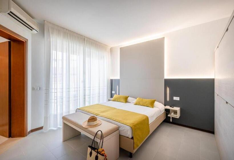 オーシャンビューファミリールーム, Marisa