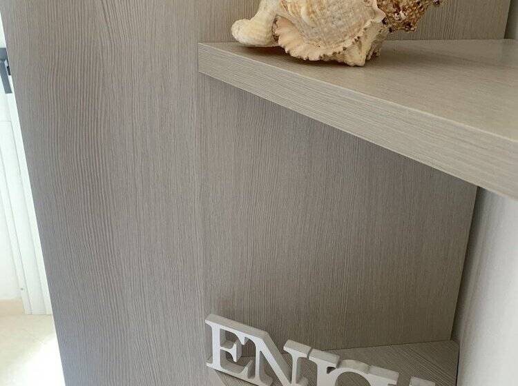 エコノミールーム, Marisa