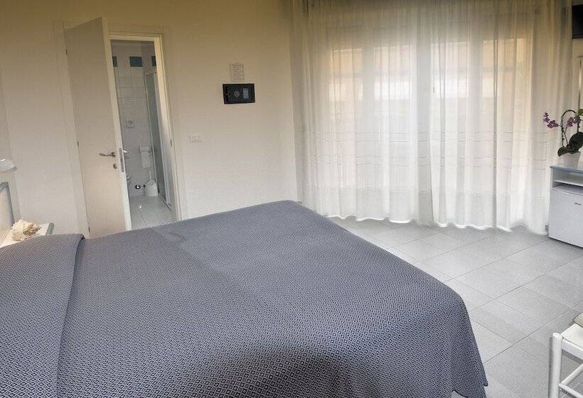 オーシャンビュースタンダードルーム, Marisa