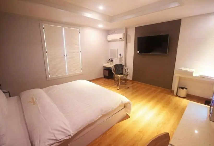 デラックスルーム, Namwon Hotel Chunhyang