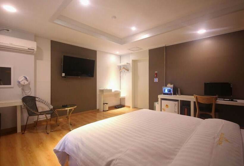 디럭스 룸, Namwon Hotel Chunhyang