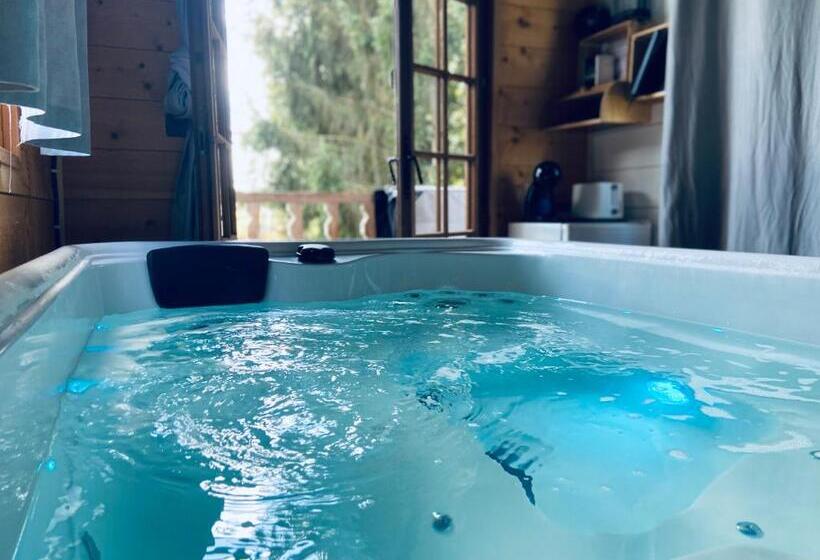 חדר סטנדרט עם מרפסת, Chambre Avec Spa Privé