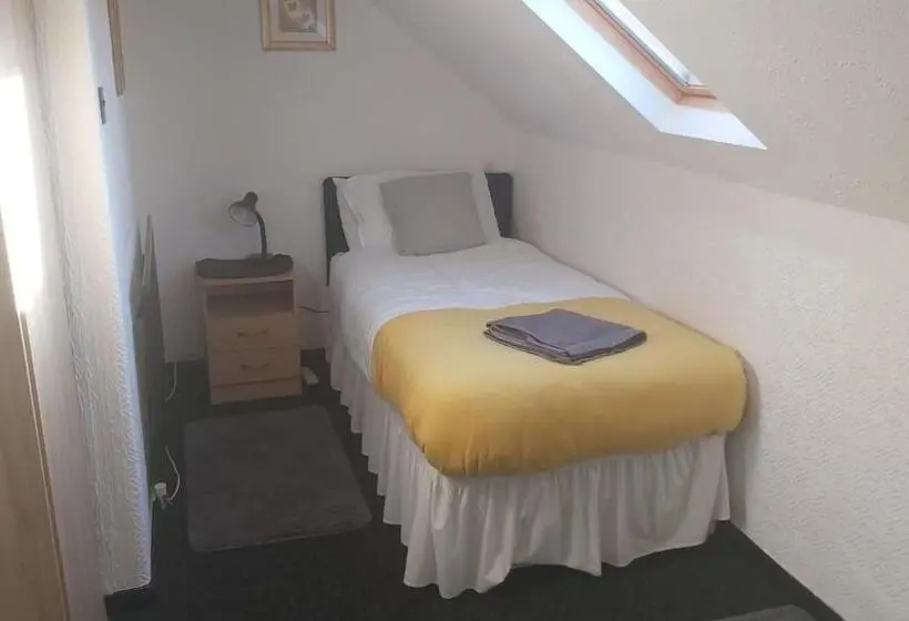 バスルーム共有のシングルスタンダード, Tudor Lodge Redcar Beach