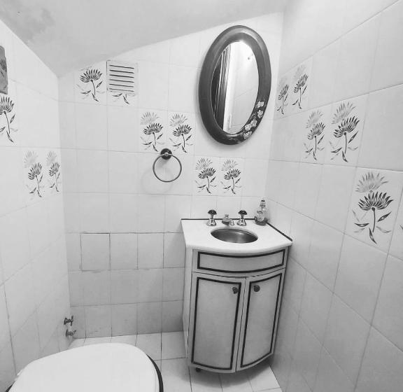 공동 객실, Coya Hostel