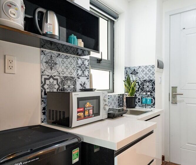 Studio Premium, Cozrum Homes The Gallery Residence