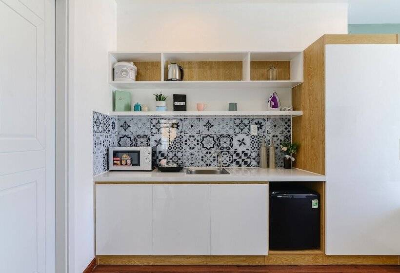 Studio Standard Lit Double, Cozrum Homes The Gallery Residence