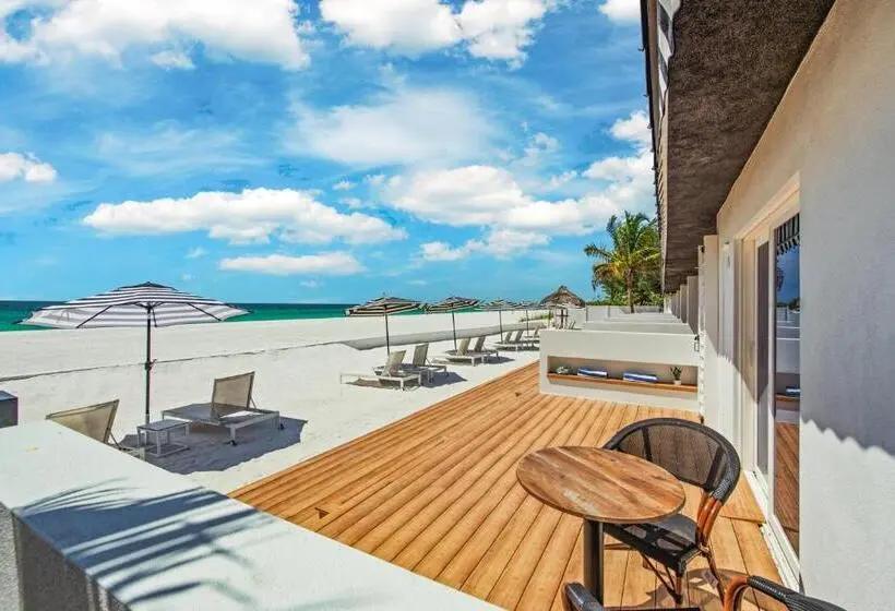 スタンダードスタジオ, Seaside At Anna Maria Island Inn