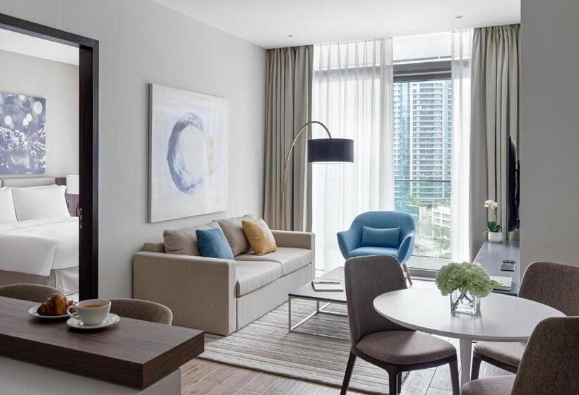 سوئیت پریمیوم, Jumeirah Living Marina Gate Dubai