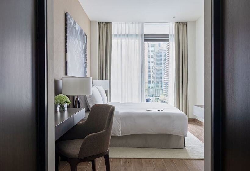 سوئیت پریمیوم, Jumeirah Living Marina Gate Dubai