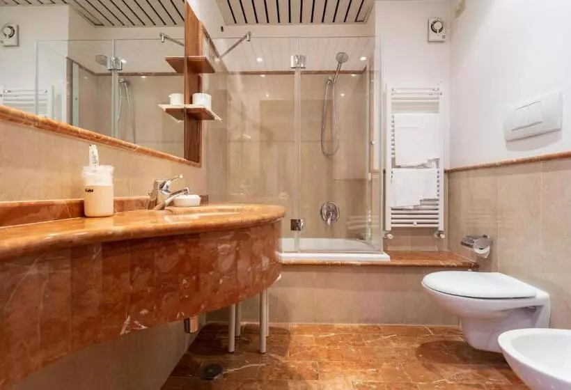 スタンダードトリプルルーム, Albergo Il Cacciatore