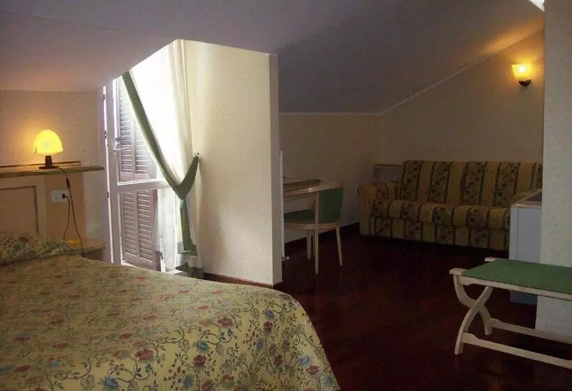 スタンダードトリプルルーム, Albergo Il Cacciatore