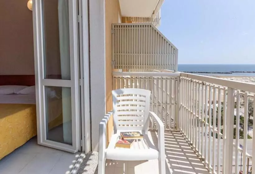 Triple Room Sea View, Carnaby