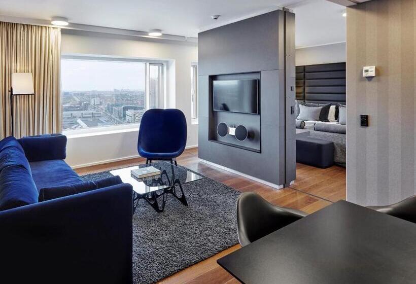 带大床的套房, Crowne Plaza Copenhagen Towers, An Ihg