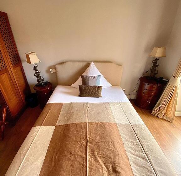 חדר סטנדרט יחיד, Das Nikolai