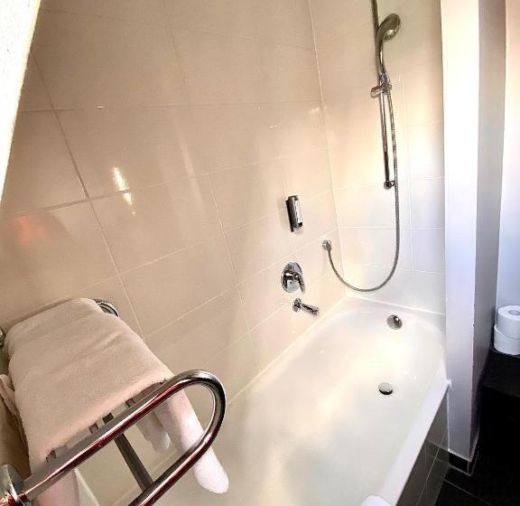 חדר סטנדרט, Das Nikolai