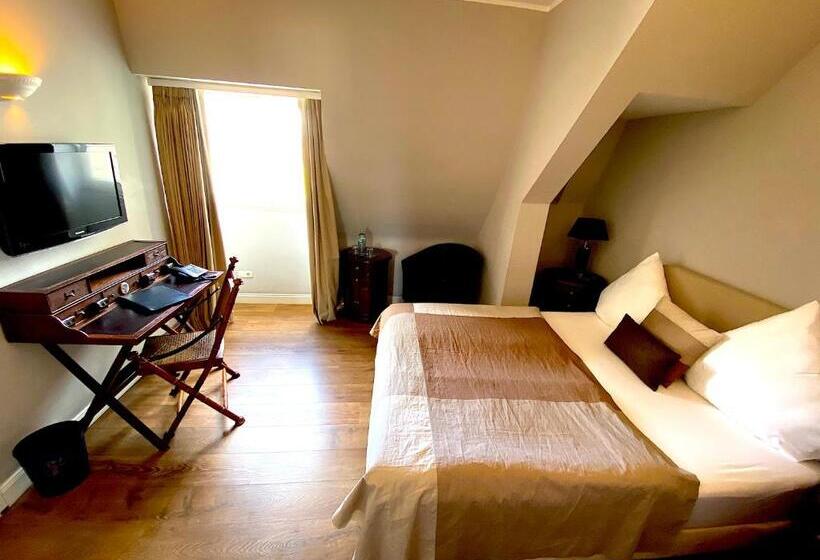 חדר סטנדרט, Das Nikolai