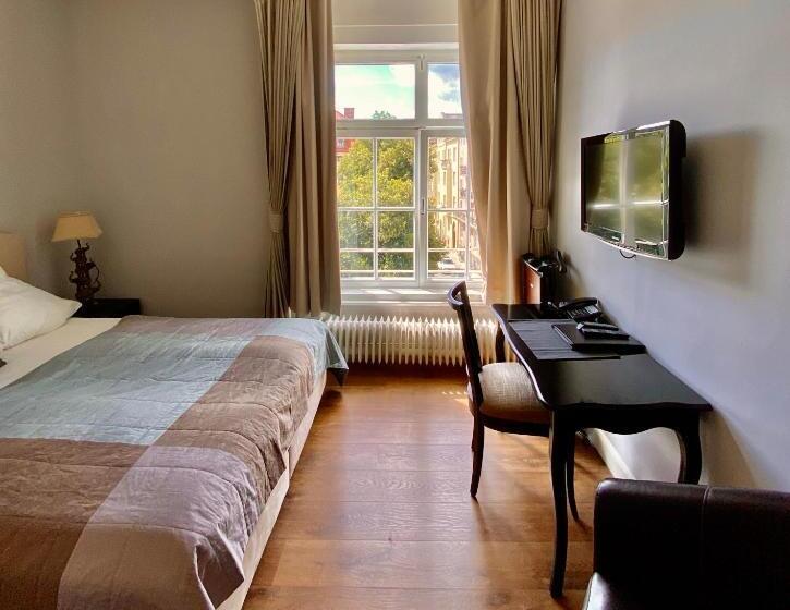 חדר סטנדרט, Das Nikolai