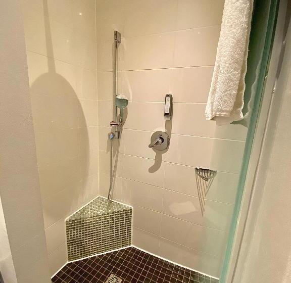 חדר סטנדרט יחיד עם מרפסת, Das Nikolai