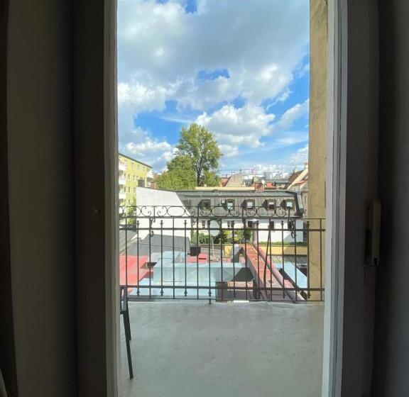 חדר סטנדרט יחיד עם מרפסת, Das Nikolai