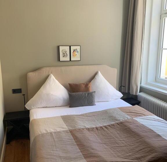 חדר סטנדרט, Das Nikolai