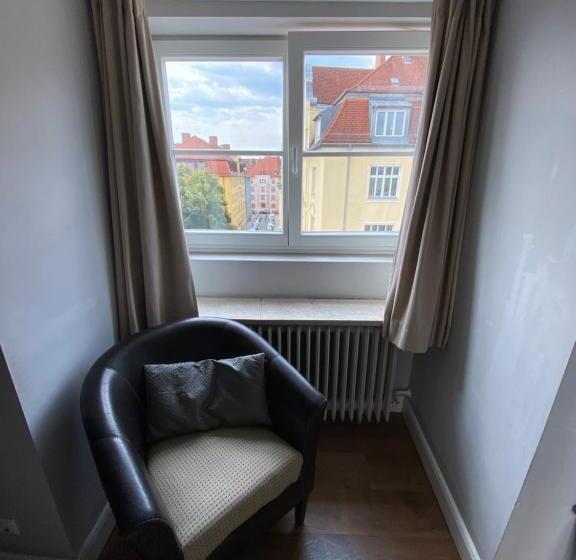 חדר סטנדרט, Das Nikolai