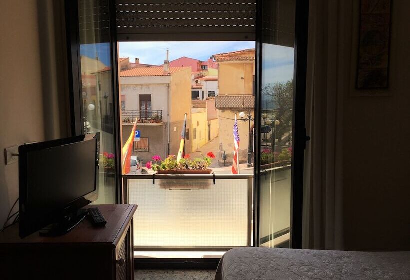 غرفة كلاسيكية, Don Pedro