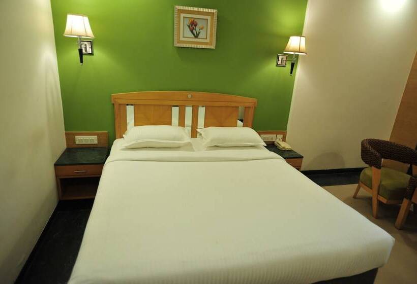 Chambre Deluxe, Dr. Raj Kumar International