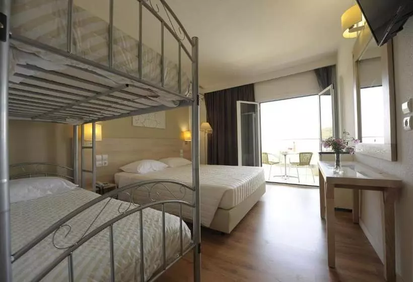ファミリールーム, Evia Riviera Resort