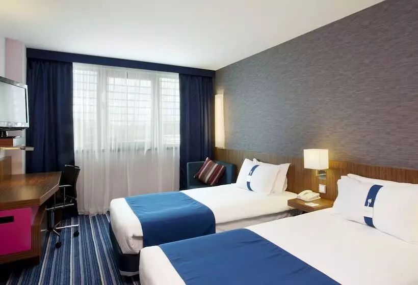اتاق استاندارد, Holiday Inn Express Lisbon Airport, An Ihg