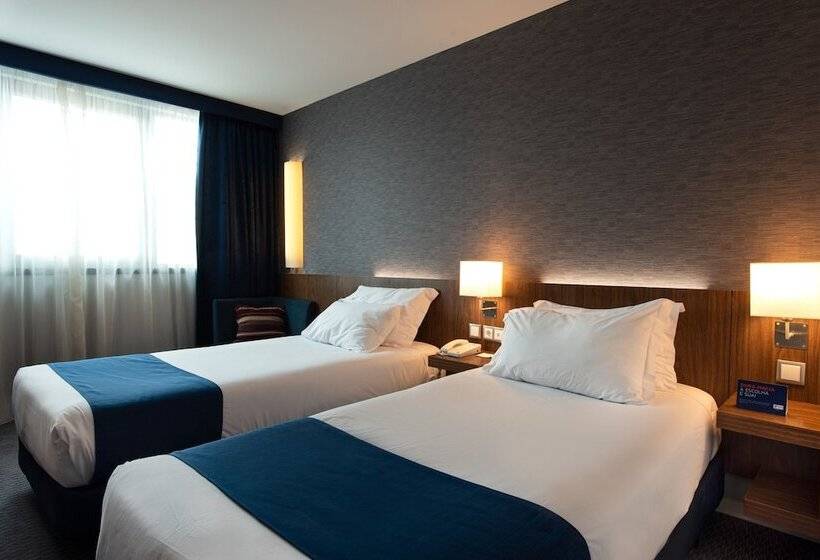 اتاق استاندارد, Holiday Inn Express Lisbon Airport, An Ihg