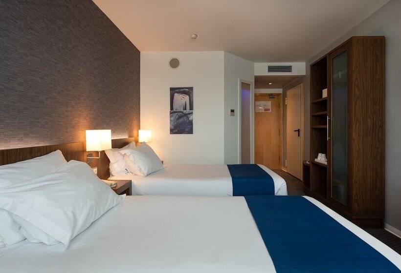 اتاق استاندارد, Holiday Inn Express Lisbon Airport, An Ihg