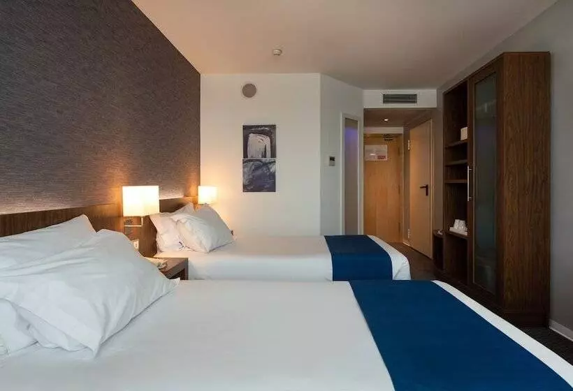 اتاق استاندارد, Holiday Inn Express Lisbon Airport, An Ihg