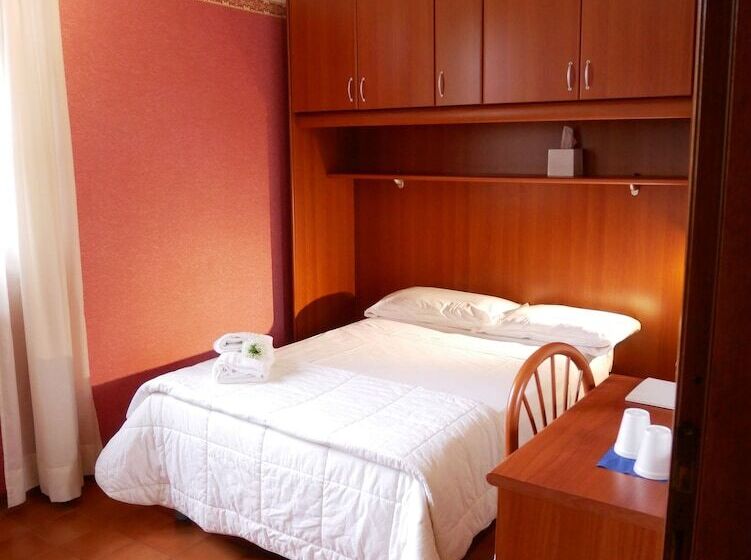 Habitación Basic, Il Castello
