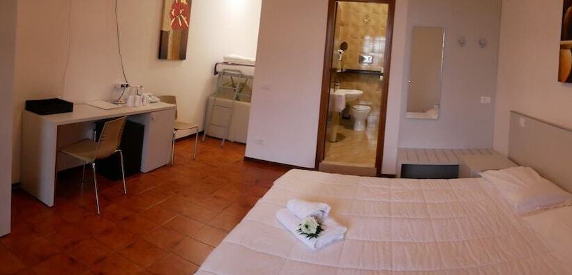 Habitación Familiar, Il Castello