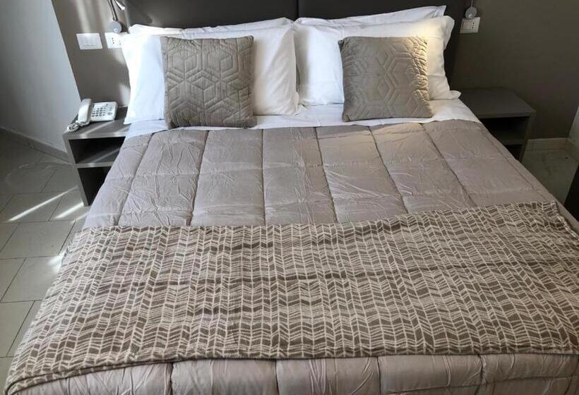 غرفة قياسية, Inn