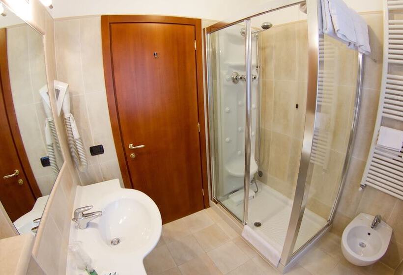 Номер Стандарт Трехместный, Nevada