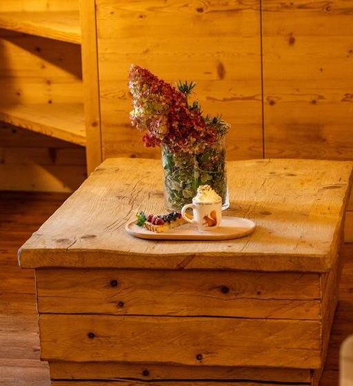 四人标准间, Nevada