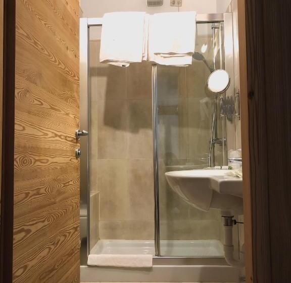 חדר סטנדרט, Nevada