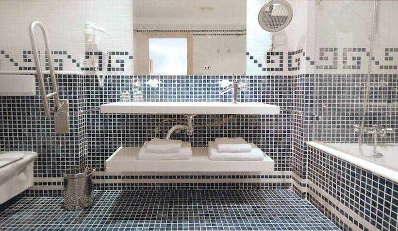 스탠다드 룸, Nou Roma