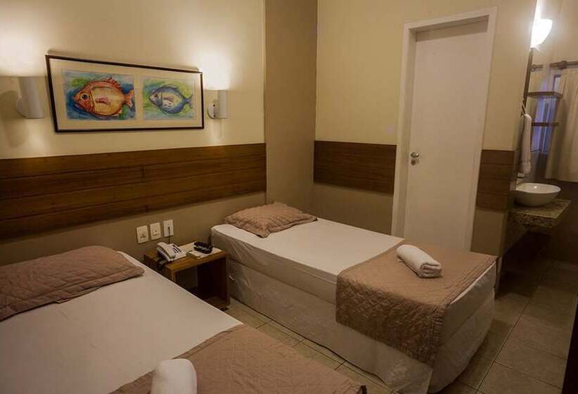 חדר סטנדרט לשלושה, Portal Da Praia