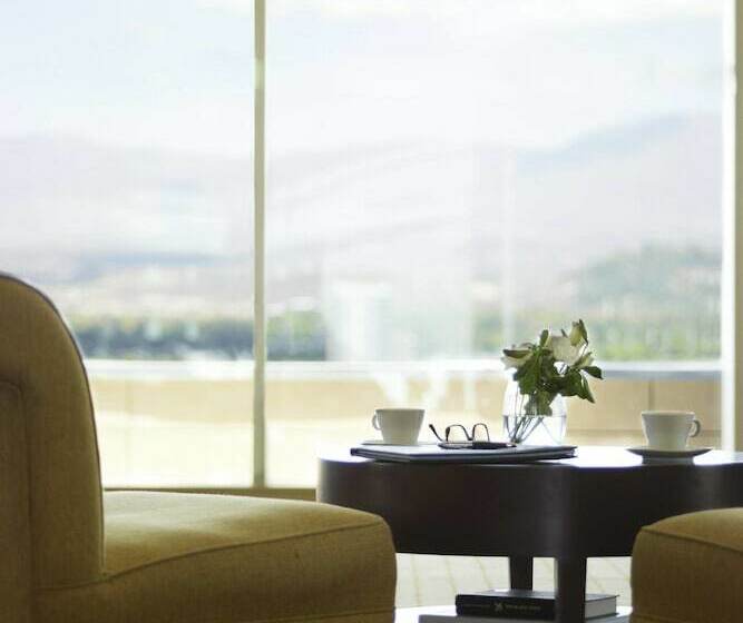 غرفة كلوب, Sheraton Mendoza