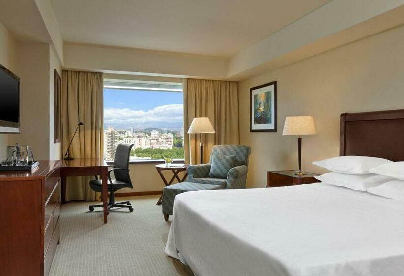 غرفة كلوب سرير كينج, Sheraton Mendoza