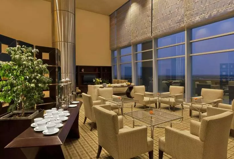 Club Room King Bed, Sheraton Mendoza