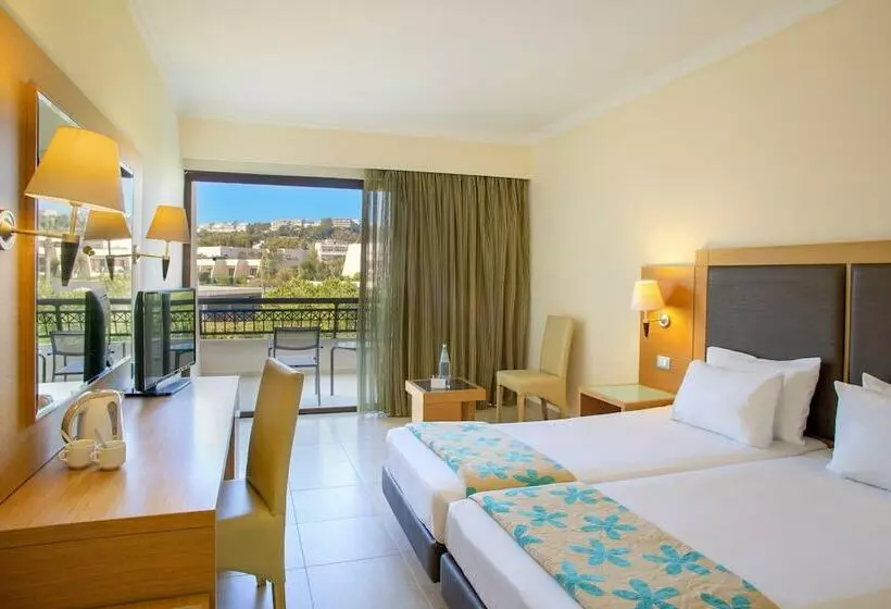 اتاق استاندارد با چشم‌انداز باغ, Sol Cosmopolitan Rhodes