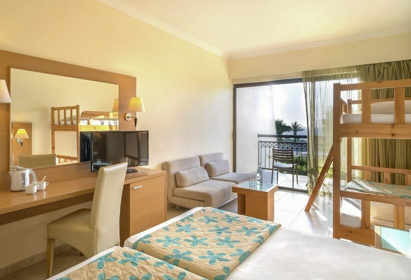 Семейный Номер, Sol Cosmopolitan Rhodes
