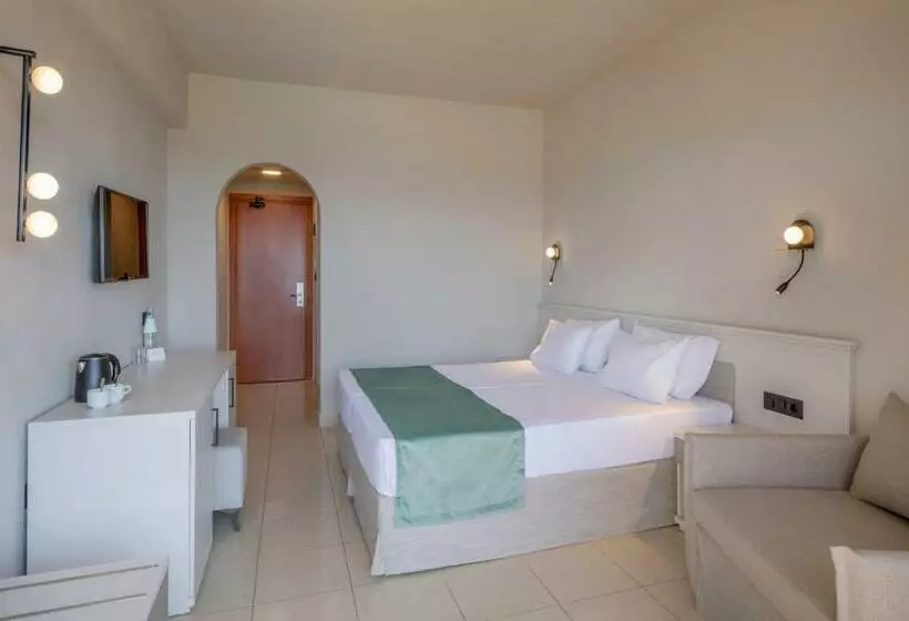 اتاق سوپریور, Sol Cosmopolitan Rhodes