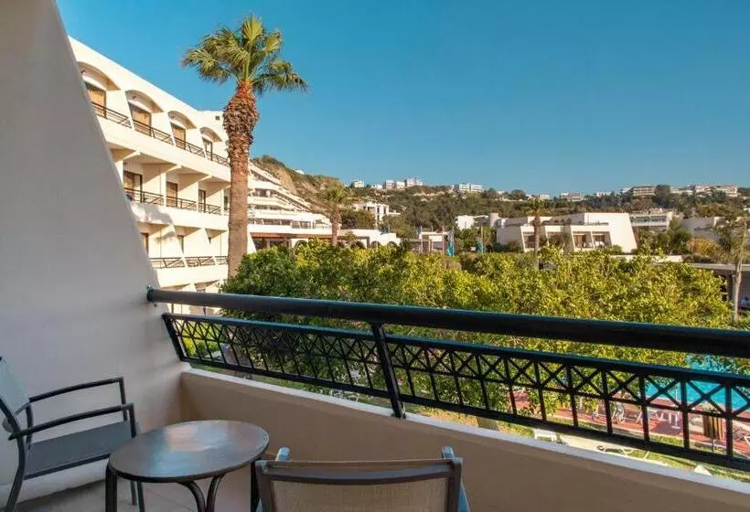 اتاق استاندارد با چشم‌انداز باغ, Sol Cosmopolitan Rhodes