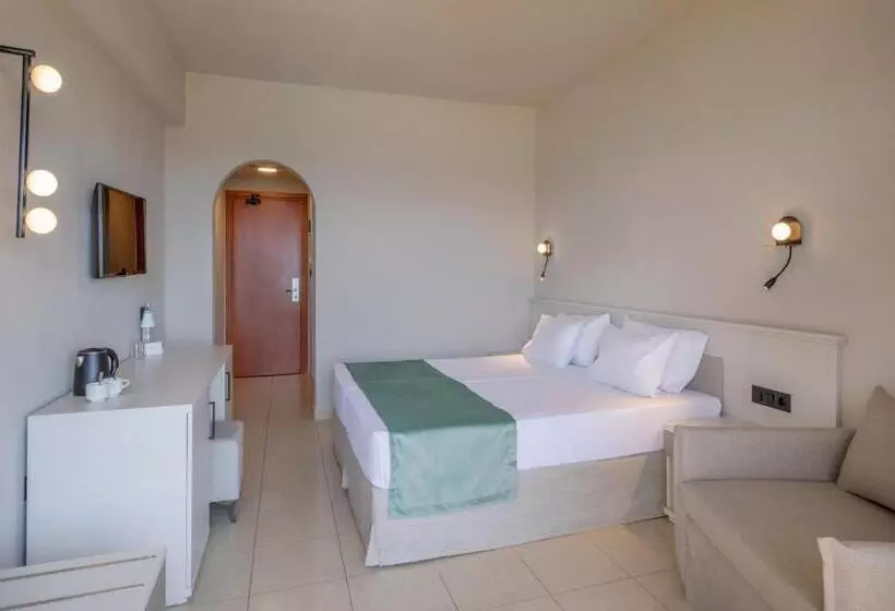 اتاق سوپریور با چشم‌انداز دریا, Sol Cosmopolitan Rhodes