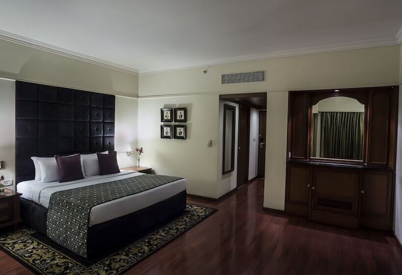 آپارتمان لوکس 1 خوابه, Taj Deccan