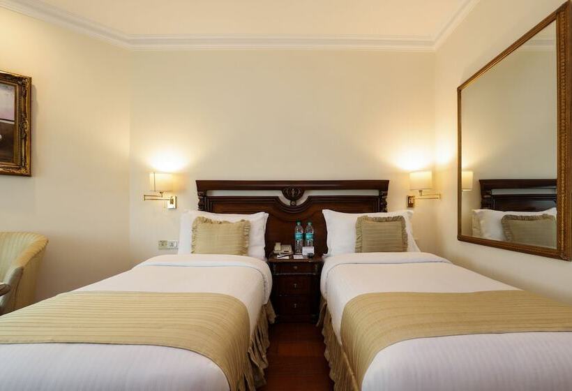 Номер Стандарт, The Royal Plaza